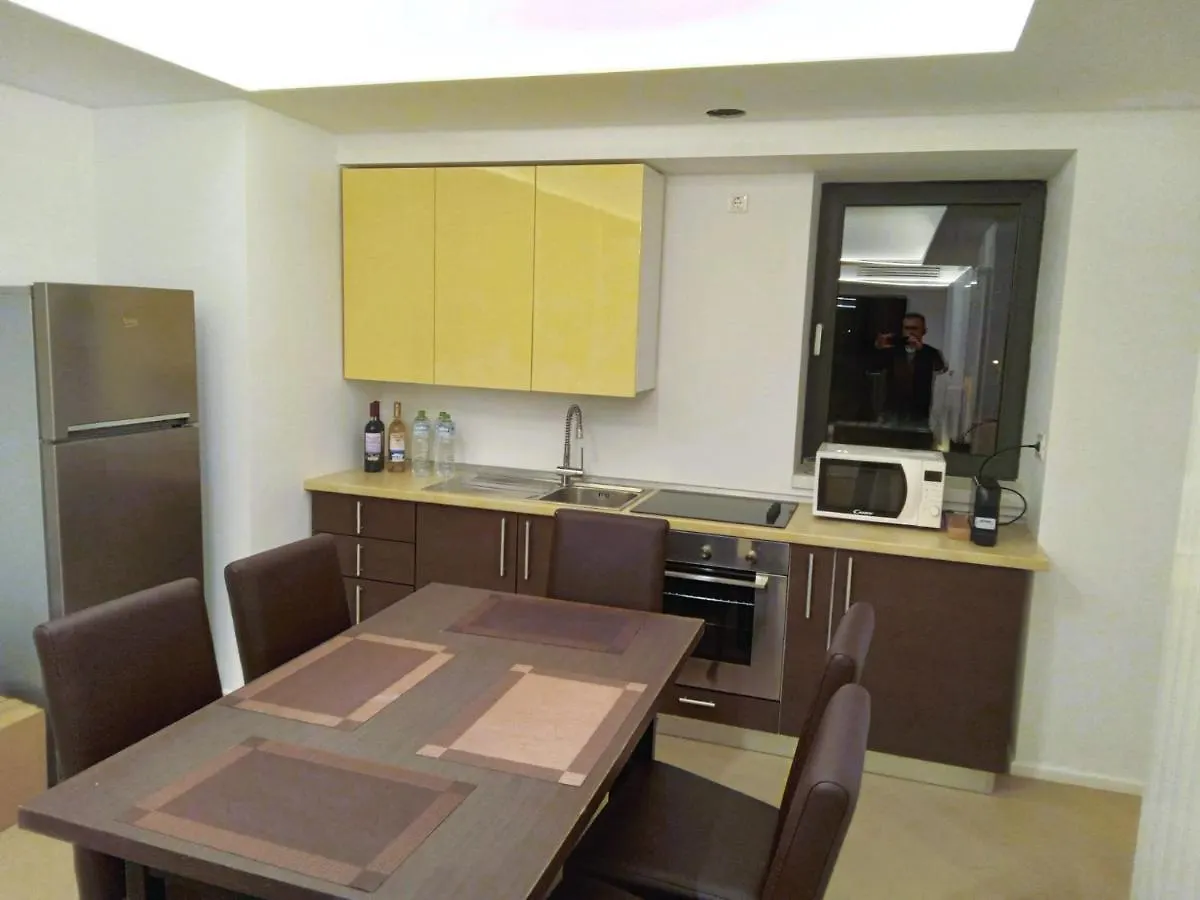 Cortina Academy - Ana'S Apartments Bucarest